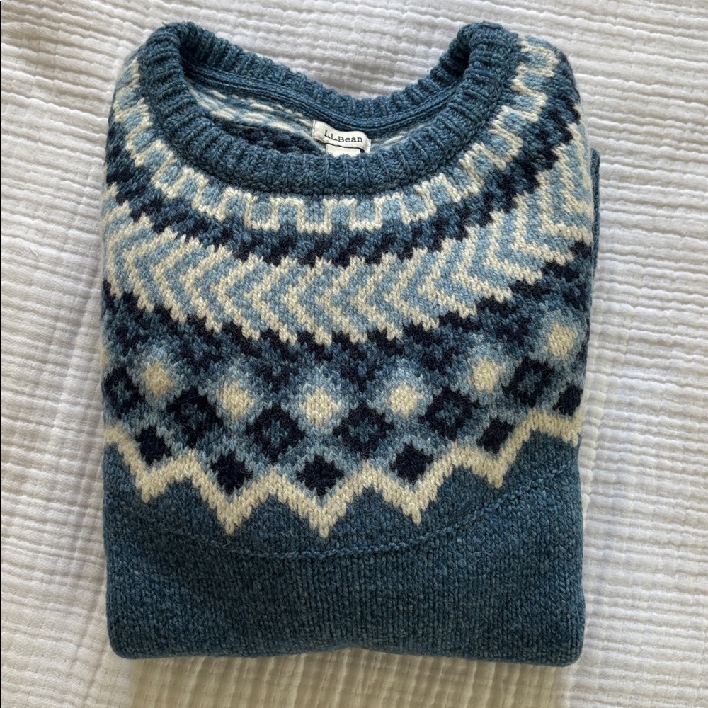 L.L. Bean Blue and Cream Fair Isle Crewneck Sweater